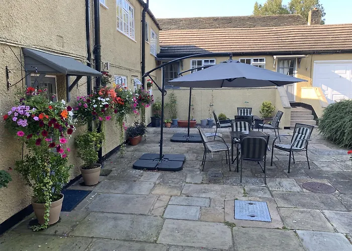 桥农场酒店 利兹