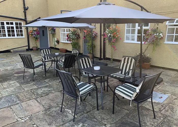 桥农场酒店 利兹