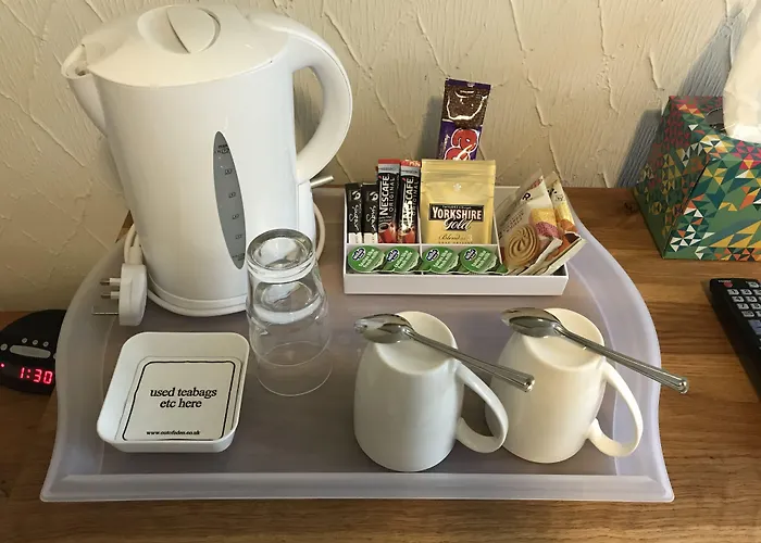 Bridge Farm * Leeds (West Yorkshire)