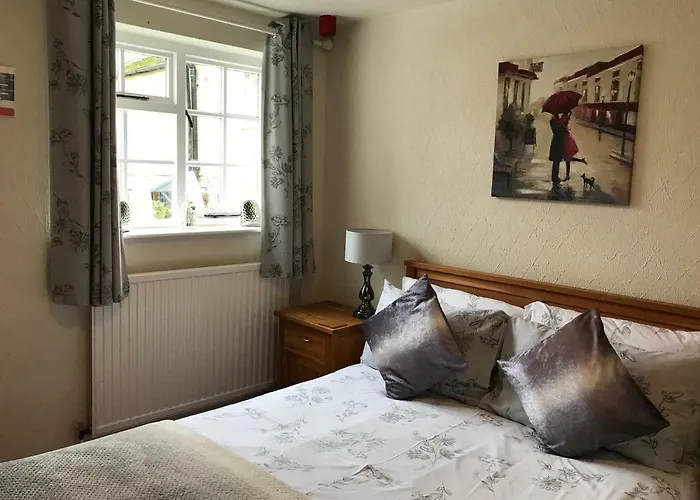 桥农场酒店 利兹