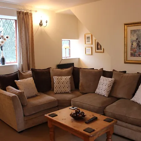 Літній будинок Bridge Farm