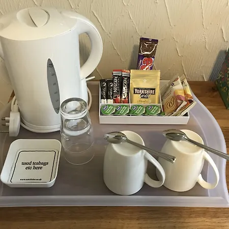 Bridge Farm * Leeds (West Yorkshire)