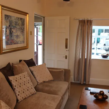 Bridge Farm * リーズ